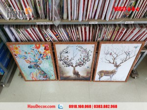 Tranh treo tường hiện đại 3D bộ 3 bức Hươu Tài Lộc 16017-a-b-c